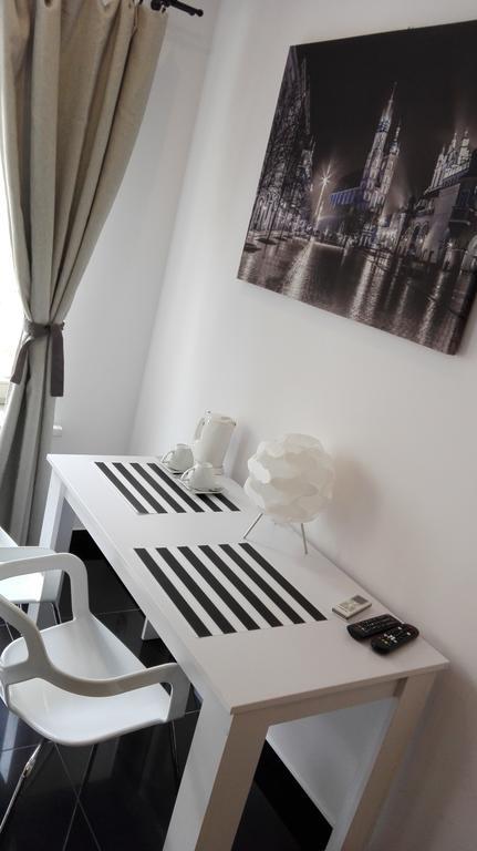 Cosy Apartments Cracovie Extérieur photo